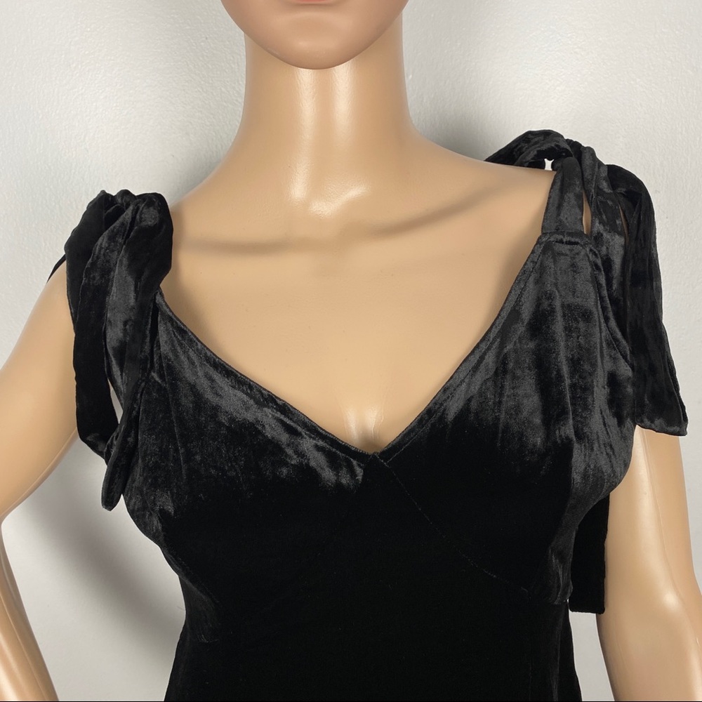 NEW PRIVACY PLEASE BLACK VELVET MAXI DRESS - Picture 3 of 8